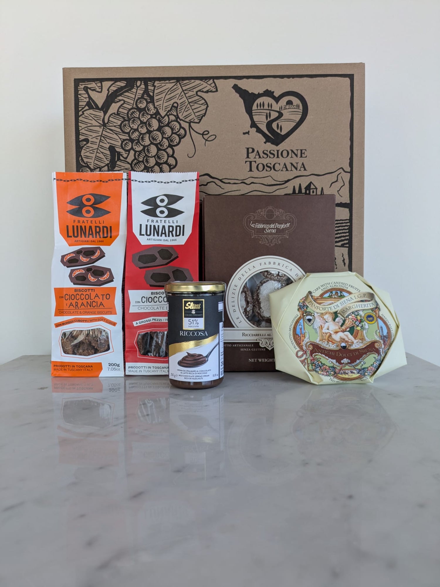 Delights of Tuscan Pastries - PASSIONE TOSCANA