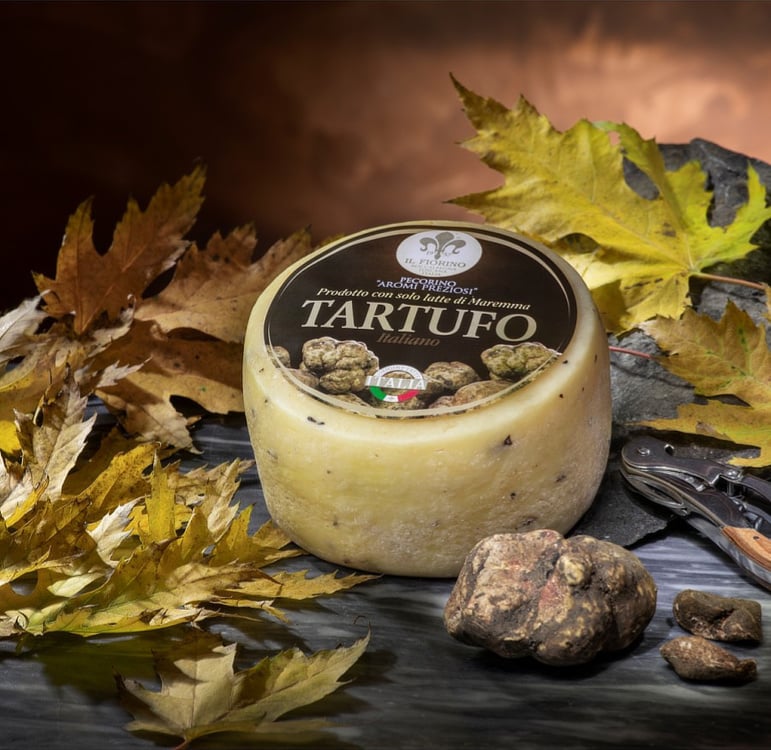 Pecorino with Bianchetto Truffle Caseificio Il Fiorino