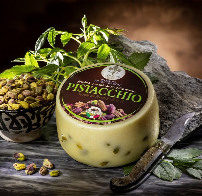 Pecorino with Pistacchio Caseificio Il Fiorino