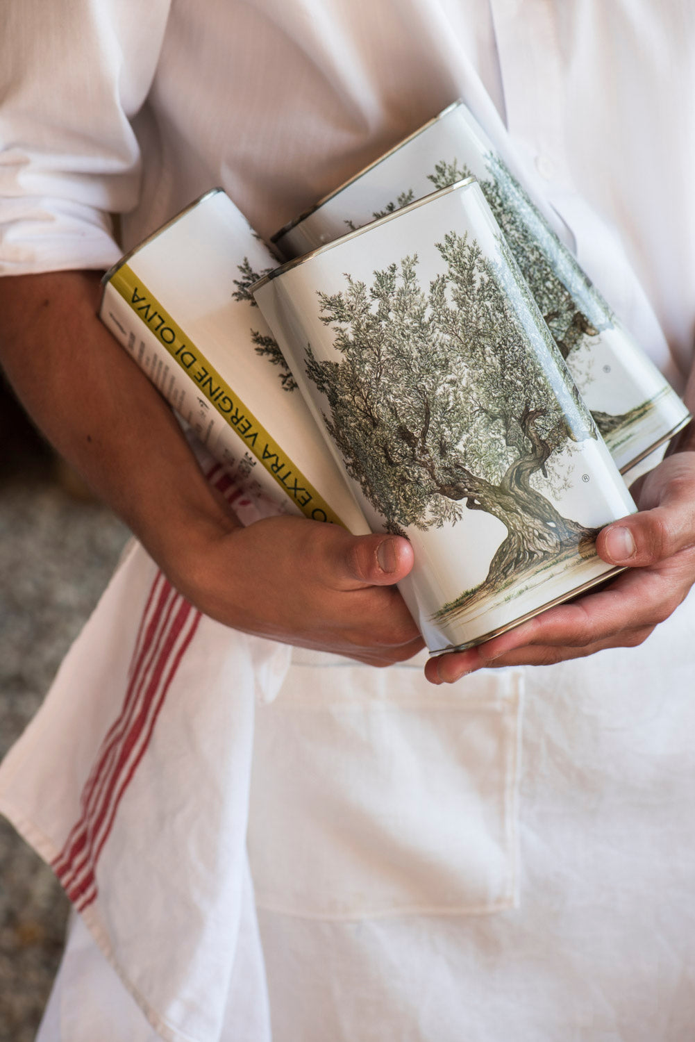 Box of olive oil Tenuta Gardini